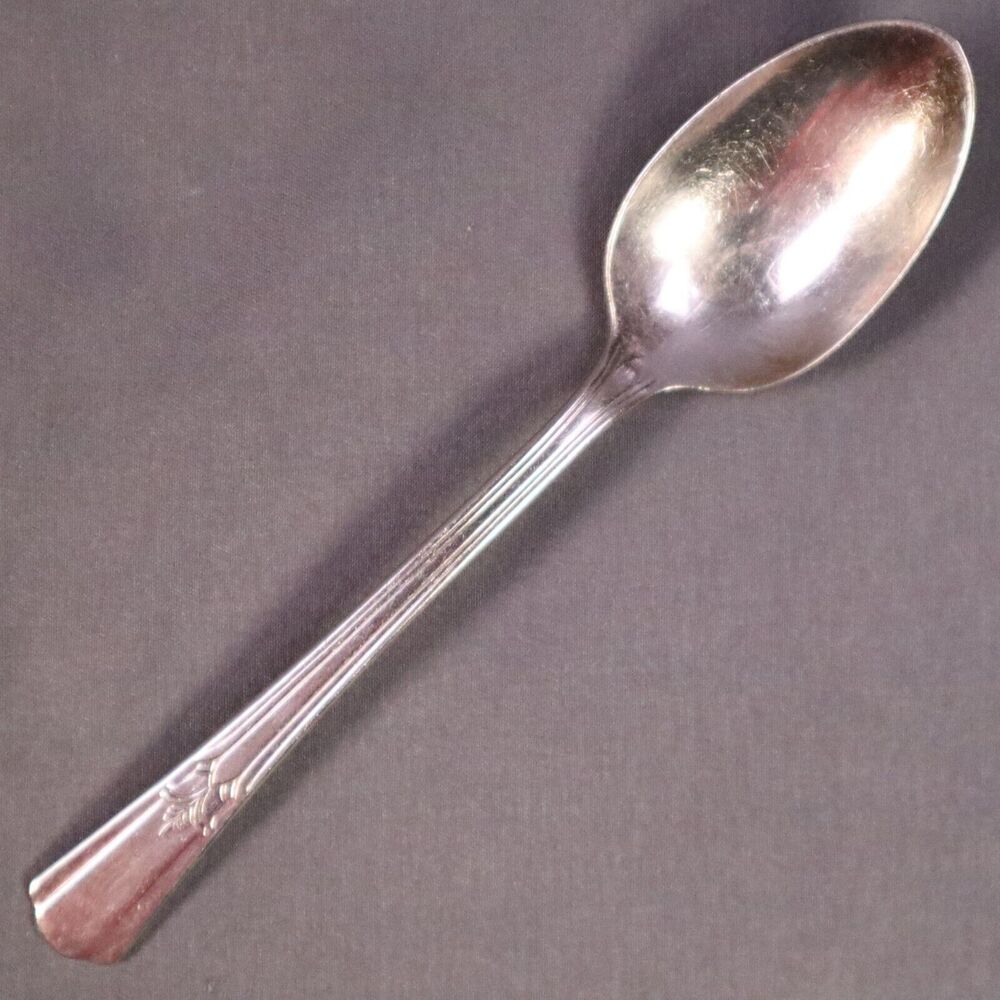 W Rogers Mfg Extra Plate spoon 6" Goddess design